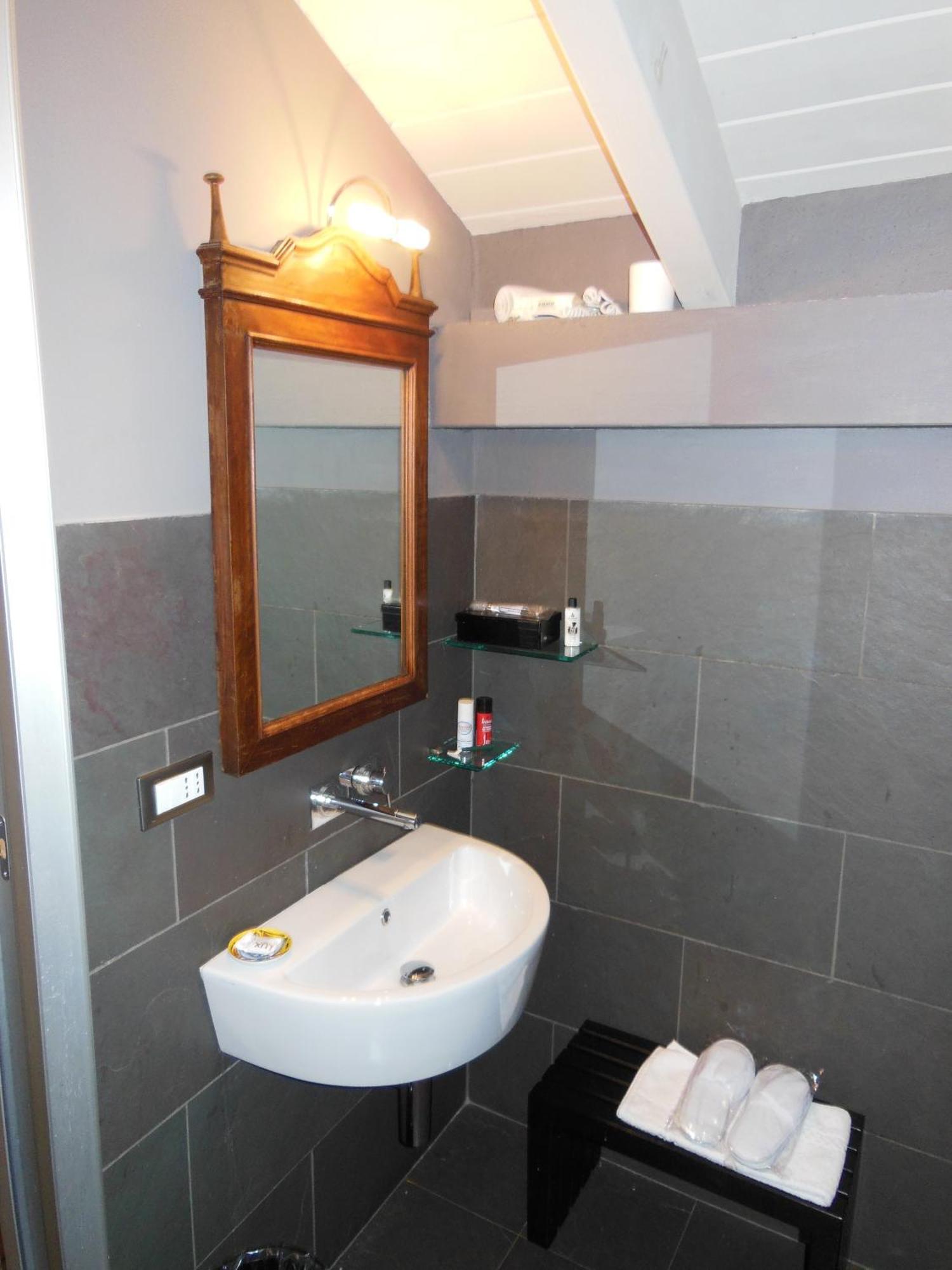 Relais Borgo Del Gallo Acqui Terme Room photo
