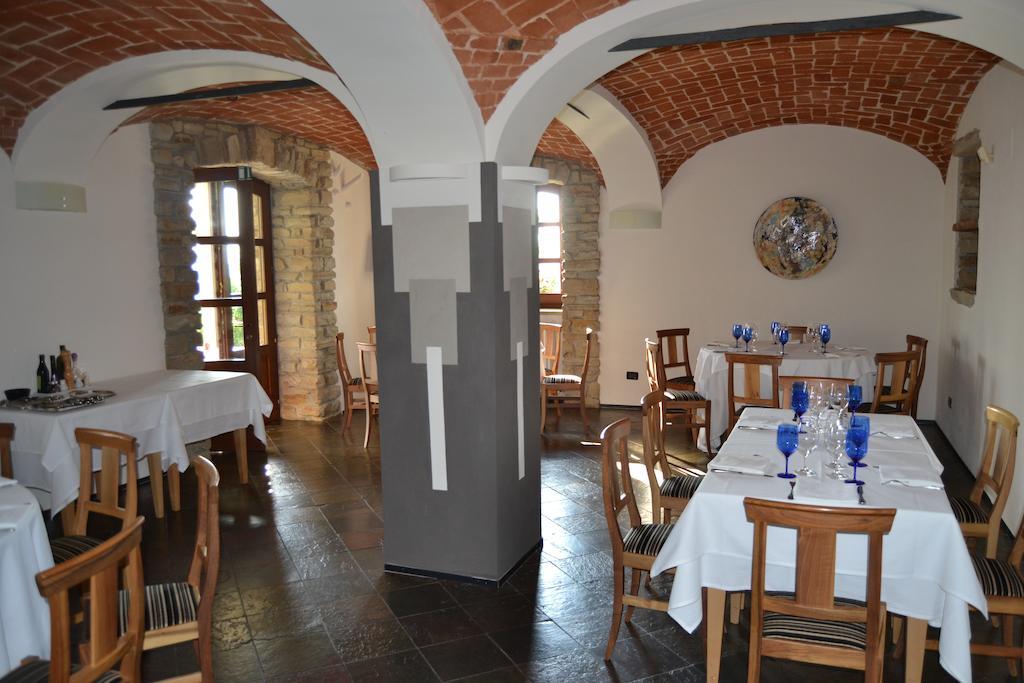 Relais Borgo Del Gallo Acqui Terme Exterior photo